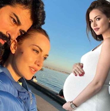 Doğum hediyesi için kesenin ağzını açtı: Burak Özçivit'ten eşi Fahriye Evcen'e milyonluk hediye 4 7-aylık-hamile-Fahriye-Evcen-karnı-burnunda-pozlarını-paylaştı--Kavuşmaya-az-kaldı