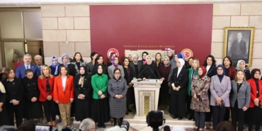 AKP'nin-başörtüsü-düzenlemesini-de-içeren-anayasa-teklifi-336-vekilin-imzasıyla-Meclis'te-