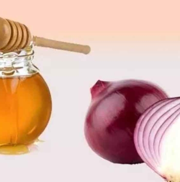 Adeta şifa deposu! Soğan ve balı karıştırıp 1 kaşık yerseniz öksürük kalmıyor! 2 Adeta-şifa-deposu!-Soğan-ve-balı-karıştırıp-1-kaşık-yerseniz-öksürük-kalmıyor!