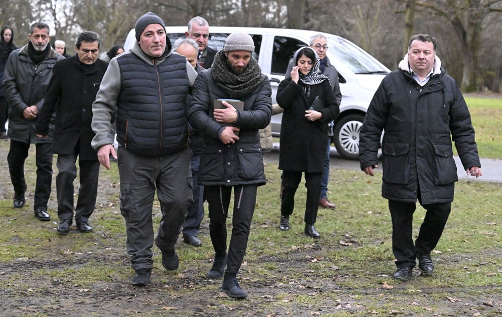 Almanya'da cenazesi yanlışlıkla yakılan Abdulkadir Sargın'ın külleri toprağa verildi