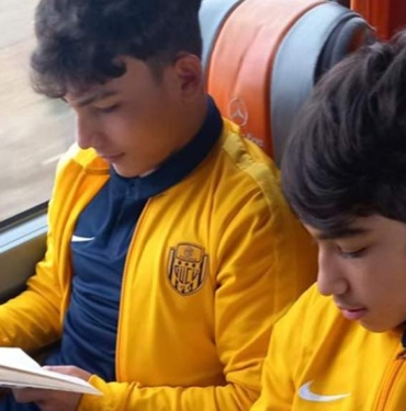 Ankaragücü'nden-örnek-uygulama--Altyapı-oyuncuları,-deplasman-yolculuğunda-bir-saat-kitap-okuyacak