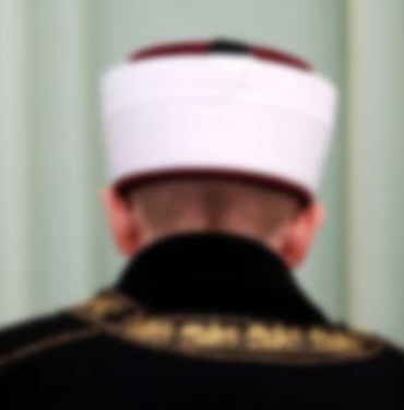 Camide eşi tarafından başka bir kadınla basılan imamla ilgili il müftüsünden skandal sözler: “Dini nikâhlılarsa görevine iade edeceğiz” 2 Camide-eşi-tarafından-başka-bir-kadınla-basılan-imamla-ilgili-il-müftüsünden-skandal-sözler--“Dini-nikâhlılarsa-görevine-iade-edeceğiz”