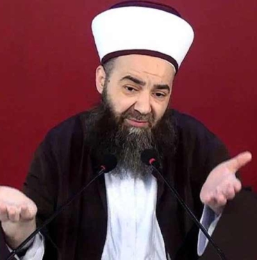 Cübbeli Ahmet’ten 6 yaşındaki çocuğa istismar hakkında açıklama: Delilimiz olmayan konularda konuşmamız caiz değil 8 Cübbeli-Ahmet’ten-6-yaşındaki-çocuğa-istismar-hakkında-açıklama--Delilimiz-olmayan-konularda-konuşmamız-caiz-değil
