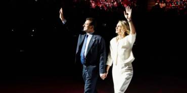 Dilek-İmamoğlu--Hukuk-dışı-kararlarla-ülkesini-seven-insanları-yıldıramayacaksınız