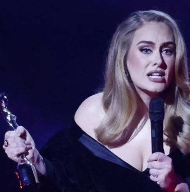 Dünyaca-ünlü-şarkıcı-Adele-konserde-itiraf-etti--“Boşanırken-günde-5-kez…”