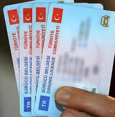 Ehliyet almayı düşünenler dikkat! 2023’te maliyeti 10 bin TL’yi geçecek 3 Ehliyet-almayı-düşünenler-dikkat!-2023’te-maliyeti-10-bin-TL’yi-geçecek-