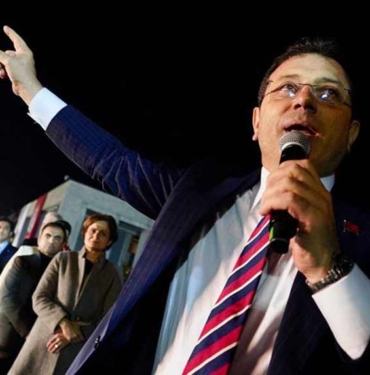 Ekrem İmamoğlu hakkında çarpıcı yorum! “Süreci iyi yönetemezse siyaseten yok olabilir” 7 Ekrem-İmamoğlu-hakkında-çarpıcı-yorum!-“Süreci-iyi-yönetemezse-siyaseten-yok-olabilir”