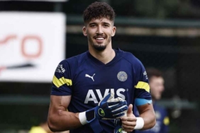 Fenerbahçe’nin-kaptanı-Altay-Bayındır--Cumhuriyet’in-100.-yılında-şampiyonluk-en-çok-bize-yakışır