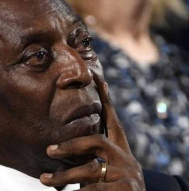 Futbol efsanesi Pele'den kötü haber! 10 Futbol-efsanesi-Pele'den-kötü-haber!-