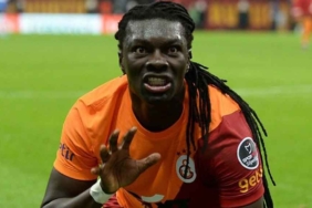 Galatasaraylı-Gomis’ten-çarpıcı-ekonomi-yorumu--Hepimiz-zor-günlerden-geçiyoruz