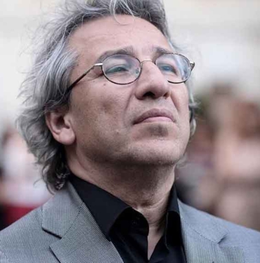 Gazeteci-Can-Dündar,-gri-listeye-eklendi!-FETÖ-PYD-terör-örgütünden-aranıyor