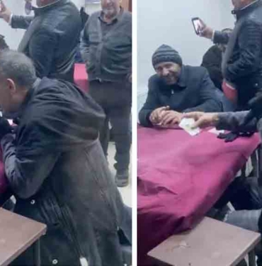 Haluk Levent konser sırasında üşüyünce kahvehaneye girdi: "Hayatımdaki en ilginç konser!" 5 Haluk-Levent-konser-sırasında-üşüyünce-kahvehaneye-girdi--'Hayatımdaki-en-ilginç-konser!'-