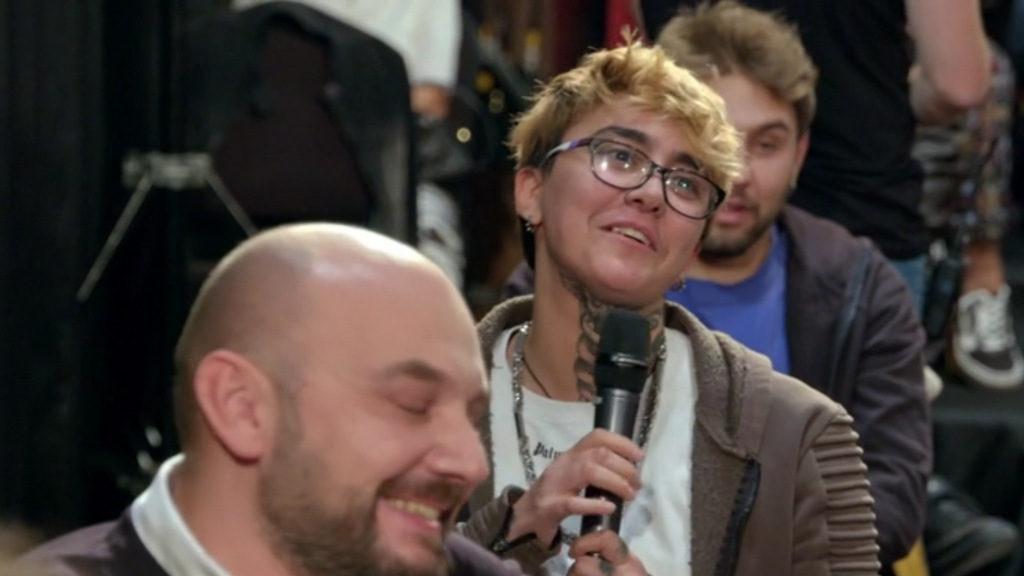 Konuşanlar'da Hasan Can Kaya’dan büyük gaf: Erkek sandığı seyirci kadın çıkınca ne yapacağını bilemedi