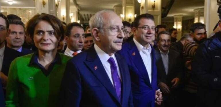 İstanbul’a dönen Kemal Kılıçdaroğlu’nun ilk durağı Saraçhane oldu