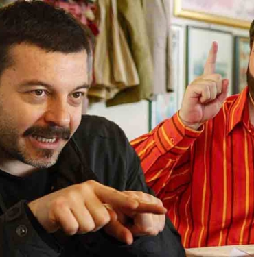 Murat Şeker’den Şahan Gökbakar’a ‘dijital platform’ tepkisi: Şöhretini sinemaya borçlu bir insan seyircisine ve sektöre ayıp ediyor 9 Murat-Şeker’den-Şahan-Gökbakar’a-‘dijital-platform’-tepkisi--Şöhretini-sinemaya-borçlu-bir-insan-seyircisine-ve-sektöre-ayıp-ediyor
