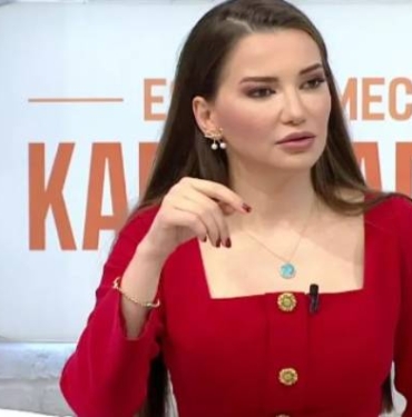 Esra Ezmeci'ye gelen itiraf ağızları açık bıraktı! Ünlü psikolog sinirlendi: "Kaynanamla beraber..." 8 Psikolog Esra Ezmeci’den tepki çeken sözler- “Hesabı ödemeyen erkeğe saygı duyulmaz”1