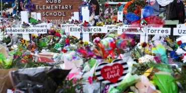 Teksas'taki-okul-saldırısının-mağdurları-dava-açtı--27-milyar-dolar-isteniyor