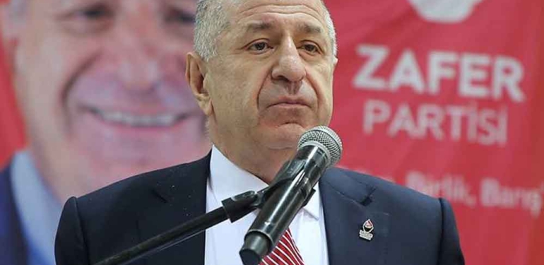 Mansur Yavaş’ın alternatifini bulan Ümit Özdağ Ata İttifakı’nın cumhurbaşkanı adayını açıkladı 1 Ümit-Özdağ’ın-sözleri-gündem-oldu--Oy-kullanma-yaşı-12'ye-düşerse,-Zafer-Partisi-tek-başına-iktidara-gelir