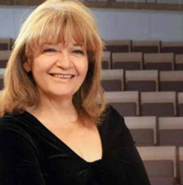 Ünlü piyanist İdil Biret'in 50 yıllık konser, söyleşi ve belgeselleri tek eserle dünya piyasasında 5 Ünlü-piyanist-İdi-Biret'in-50-yıllık-konser,-söyleşi-ve-belgeselleri-tek-eserle-dünya-piyasasında