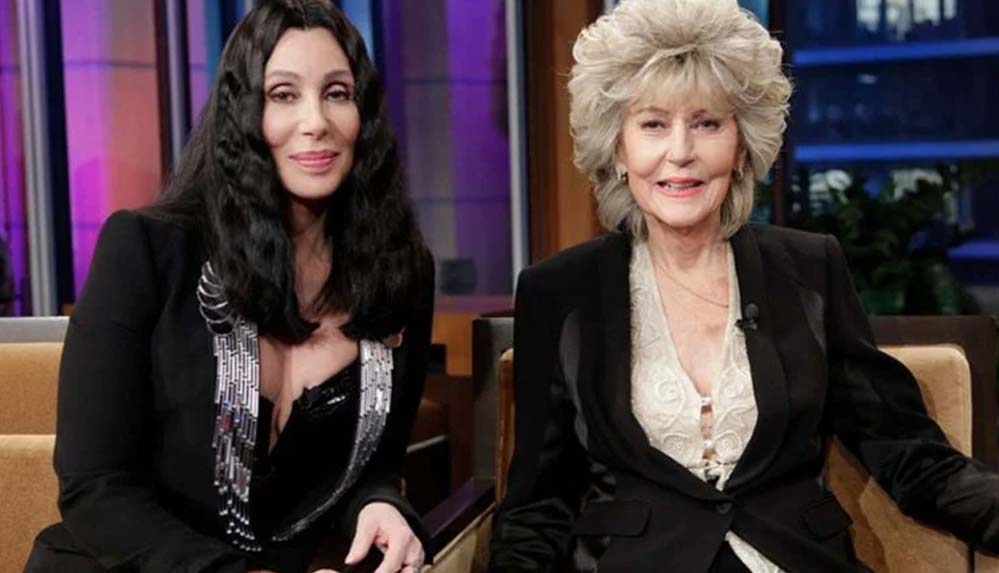 Ünlü şarkıcı Cher’in acı günü… Annesi Georgia Holt hayatını kaybetti