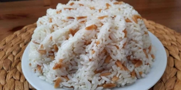 40-yıllık-usta-tane-tane-pilav-yapmanın-püf-noktalarını-verdi!-Sakın-bunu-yapmayın…