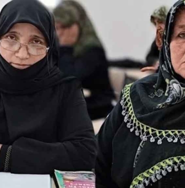 Hayallerinin peşinden giden kadınlar 60 yaşından sonra okuma-yazma öğrendiler: “Babam okula göndermedi” 10 60-yaşından-sonra-okuma-yazma-öğrendiler--“Babam-okula-göndermedi”