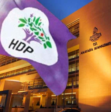 AYM, HDP’nin “Kapatma davasını seçim sonrasına erteleyin” talebini reddetti! 4 AYM, HDP’nin “Kapatma davasını seçim sonrasına erteleyin” talebini reddetti!