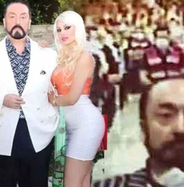 Adnan Oktar’ın duruşma görüntüleri ortaya çıktı: "Cinsel gücümde hiçbir sorun yok, koç gibiyim” 3 Adnan-Oktar’ın-duruşma-görüntüleri-ortaya-çıktı--'Cinsel-gücümde-hiçbir-sorun-yok,-koç-gibiyim”