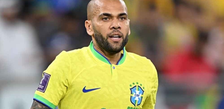 Brezilyalı futbolcu Dani Alves cinsel taciz suçlamasıyla gözaltına alındı 1 Brezilyalı-futbolcu-Dani-Alves-cinsel-taciz-suçlamasıyla-gözaltına-alındı
