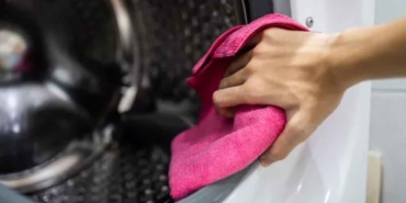 Çamaşır-makinesindeki-kötü-koku-sorununa-kesin-çözüm!-Bu-yöntemle-koku-kalmıyor-