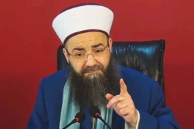 Cübbeli-Ahmet,-'deccal'i-anlattı--Çok-uzun-boylu,-cüsseli,-çok-korkunç