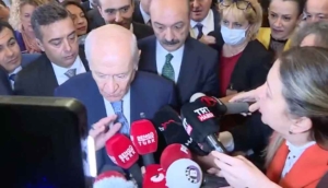 Devlet-Bahçeli’den,-Sinan-Ateş’i-soran-gazeteciye--İşine-bak-hadi