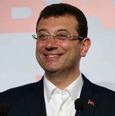 Ekrem İmamoğlu'ndan iktidara: Yolcudur Abbas, bağlasan durmaz! 3 Ekrem-İmamoğlu'ndan-iktidara--Yolcudur-Abbas,-bağlasan-durmaz!