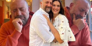 Eşi-Bergüzar-Korel’in-uyumasını-taklit-eden-Halit-Ergenç-herkesi-güldürdü--“Uyurken-hep-izler-beni...-Güzelliğimin-gölgesinde-uyuyakalır”