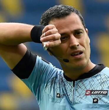 Fenerbahçe-Galatasaray derbisinin VAR hakemi belli oldu 9 Fenerbahçe-Galatasaray-derbisinin-VAR-hakemi-belli-oldu