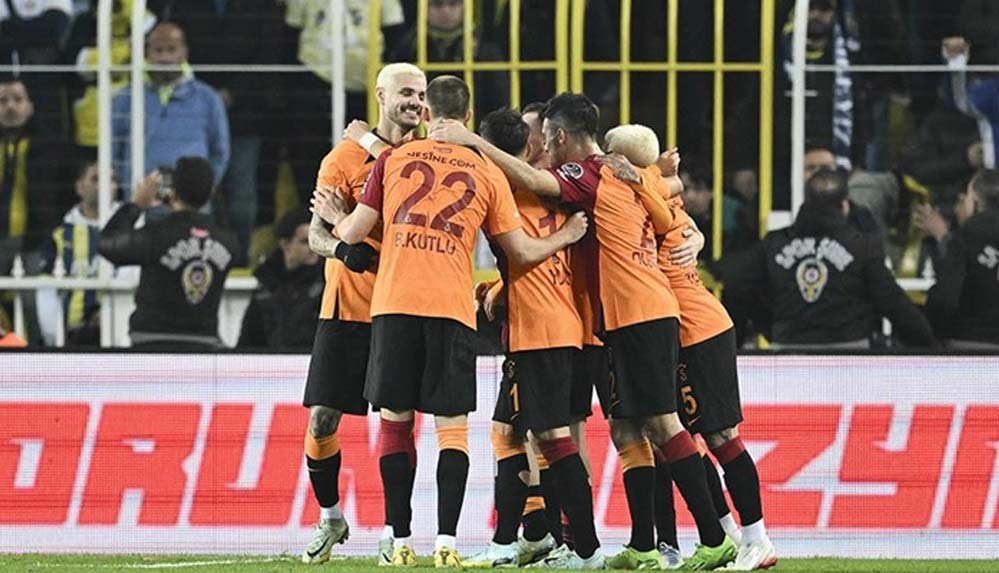 Galatasaray deplasmanda Fenerbahçe'yi 3-0 yendi
