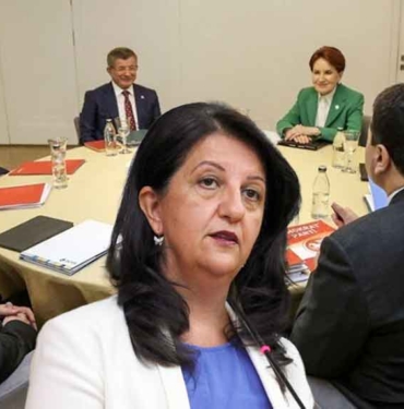 HDP’den Altılı Masa’ya flaş çağrı: Adayınızı çekin, bizim adayımıza oy verin 2 HDP’den-Altılı-Masa’ya-flaş-çağrı--Adayınızı-çekin,-bizim-adayımıza-oy-verin