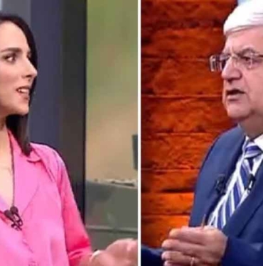 Habertürk’te yine ‘gaz çıkarma sesi’ duyuldu! Öksürükle bastırmaya çalıştı ama… 8 Habertürk’te-yine-‘gaz-çıkarma-sesi’-duyuldu!-Öksürükle-bastırmaya-çalıştı-ama…