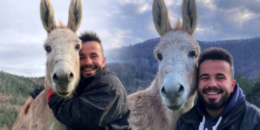 Hayvancılıkla-uğraşan-gencin-eşeği-Sakıb-ile-kurduğu-bağ-gündem-oldu