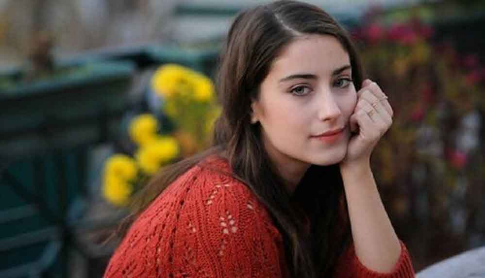 Hazal Kaya’dan “Nankör” diyen takipçisine cevap