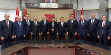 İsmail-Saymaz'dan-dikkat-çekici-kulis--CHP'li-belediye-başkanları,-Kılıçdaroğlu'na,-'adaylığınızı-ilan-edin'-dedi