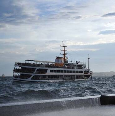 İstanbul'da-vapur-seferlerine-lodos-engeli