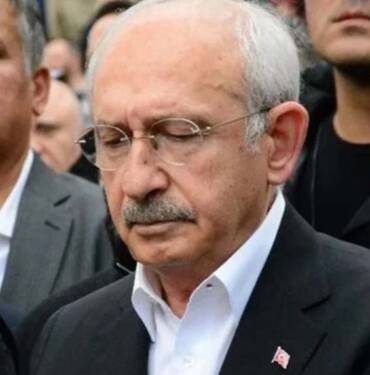 Kemal Kılıçdaroğlu'nun acı günü: Dayısı Ali Gündüz yaşamını yitirdi 4 Kılıçdaroğlu'nun-acı-günü--Dayısı-Ali-Gündüz-yaşamını-yitirdi