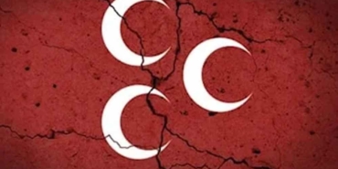 MHP’li-başkan-zehir-zemberek-sözlerle-istifa-etti--“AKP’liler-bizi-eziyor”