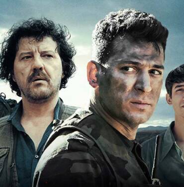 Merakla beklenen 'Nefes - Yer Eksi İki' filminin afişi yayınlandı 4 Merakla-beklenen-'Nefes---Yer-Eksi-İki'-filminin-afişi-yayınlandı-1