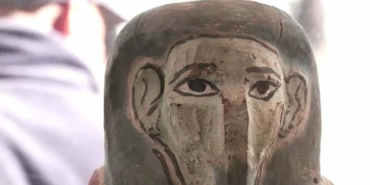 Mısır’da-Firavun-Hanedanlığı-döneminden-kalma-4-bin-300-yıllık-mumya-bulundu-