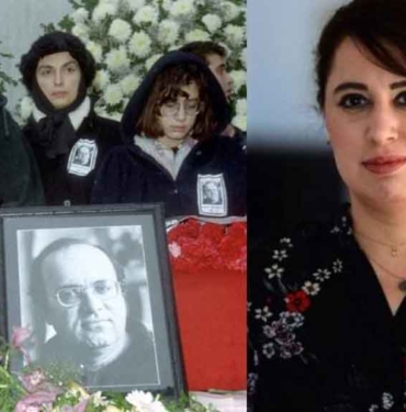 Özge Mumcu Aybars, babası Uğur Mumcu'nun cenazesinden bir kare paylaştı: Halen bombayı koyanı ve emri vereni bilmiyoruz 3 Özge-Mumcu-Aybars,-babası-Uğur-Mumcu'nun-cenazesinden-bir-kare-paylaştı--11-yaşındaydım,-41-yaşımdayım,-halen-bombayı-koyanı-ve-emri-vereni-bilmiyoruz-