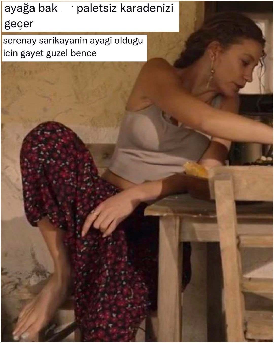 Şahmaran’ın Şahsu’su Serenay Sarıkaya’nın ayakları sosyal medyada olay oldu