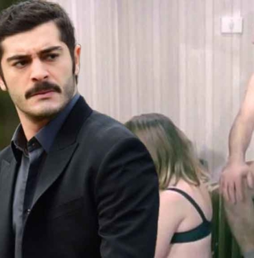 Şahmaran’ın yönetmeni Burak Deniz’in iç çamaşırlı halini paylaşıp hemen sildi: Herkes Şener Şen’in o sahnesine benzetti 4 Şahmaran’ın-yönetmeni-Burak-Deniz’in-iç-çamaşırlı-halini-paylaşıp-hemen-sildi--Herkes-Şener-Şen’in-o-sahnesine-benzetti