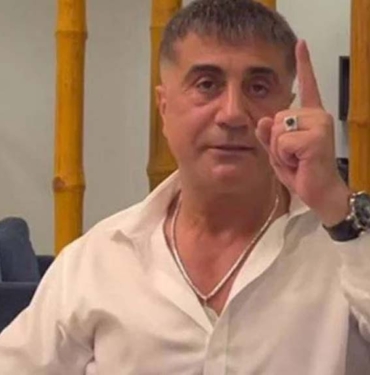 Sedat Peker seçim öncesi video çekecek mi? Avukatı açıkladı... 9 Sedat Peker önce paylaştı, sonra sildi! “Muhalefet bir adım atmalı…”
